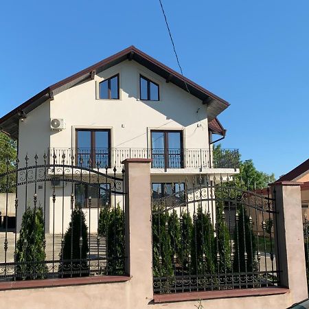 Apartament Micsunelelor Cu Parcare Privata Iasi Exteriör bild