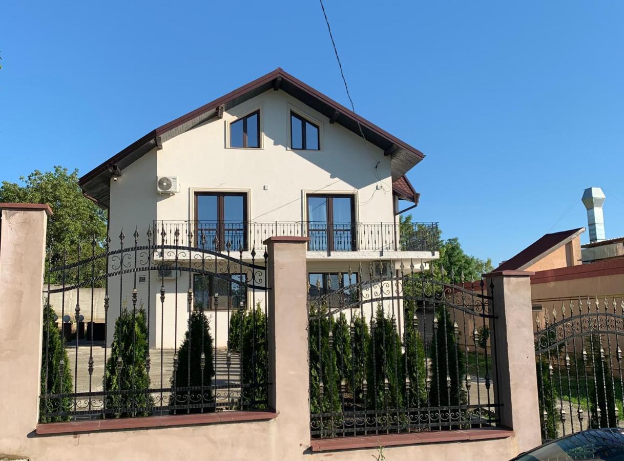 Apartament Micsunelelor Cu Parcare Privata Iasi Exteriör bild