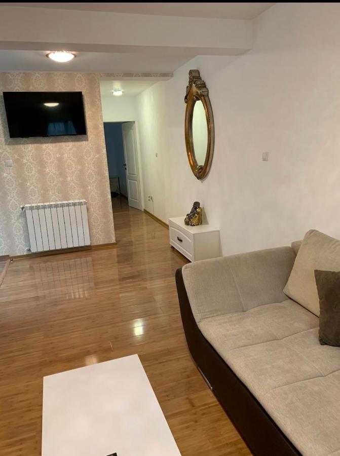 Apartament Micsunelelor Cu Parcare Privata Iasi Exteriör bild